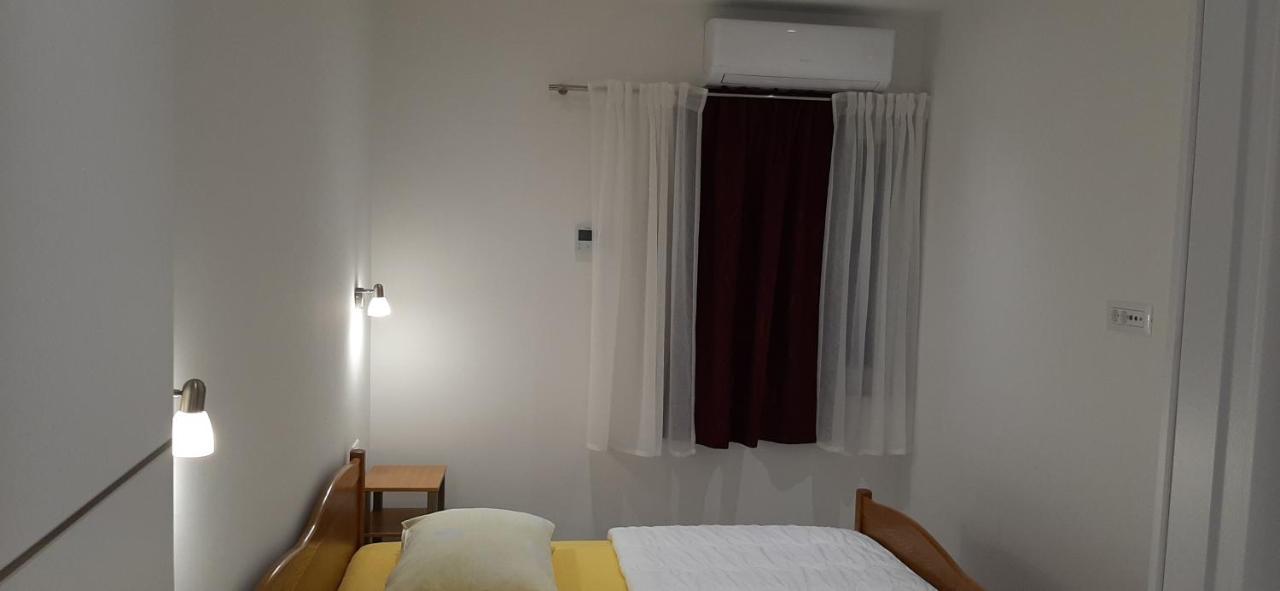 Ferienwohnung Marin I Vinka Trogir Exterior foto